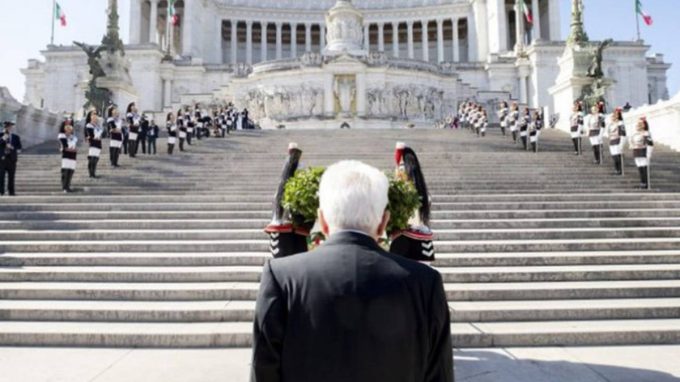 Mattarella: «L'Italia si muove per la pace»