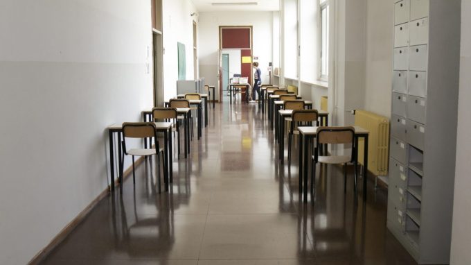 Affinati sulla maturità: «Cari ragazzi, mantenete la fiaccola interiore che vi guida»
