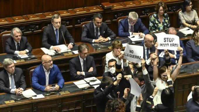 Draghi: «L’Italia intende continuare a sostenere l'Ucraina»