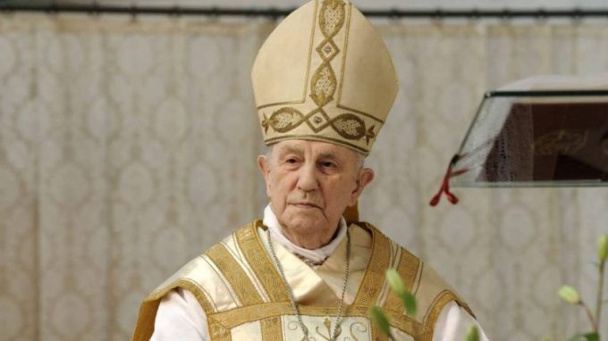 La morte di monsignor Foresti, funerali con l’Arcivescovo