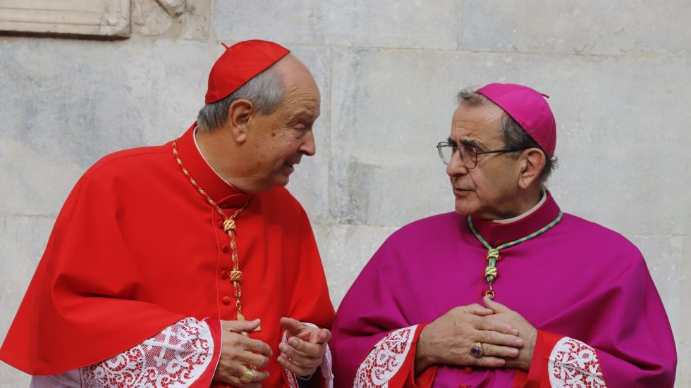 Il cardinale Cantoni e l'Arcivescovo a colloquio