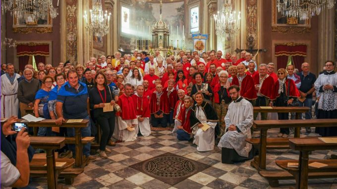 Confraternite: fede, non folklore