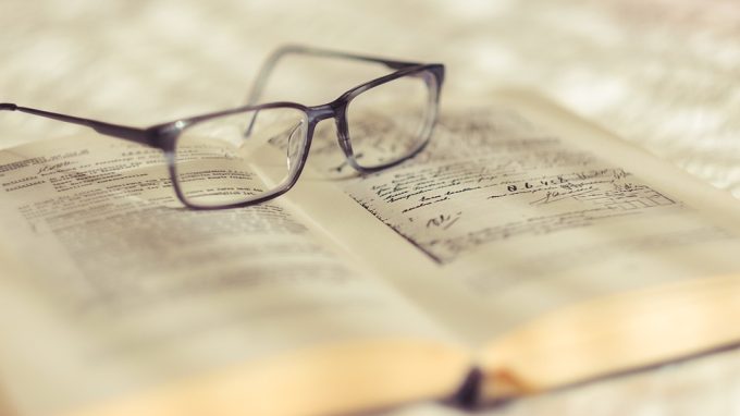 La Piazzetta: la parola per nutrire l’anima di chi vive ai margini