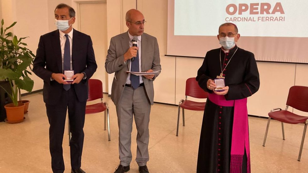 L’Arcivescovo con il sindaco Sala e il presidente dell’Opera Seddio L'Arcivescovo con il sindaco Sala e il presidente dell'Opera Seddio
