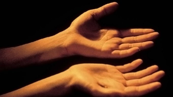 «Nelle tue mani», un percorso tra preghiera e letteratura