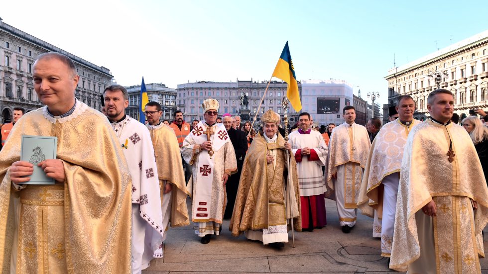 L'arrivo della processione in Duomo