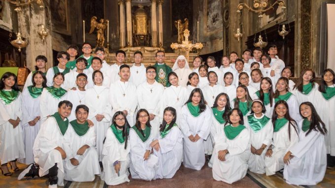 Filippini, la preghiera come un ponte che attraversa l’oceano