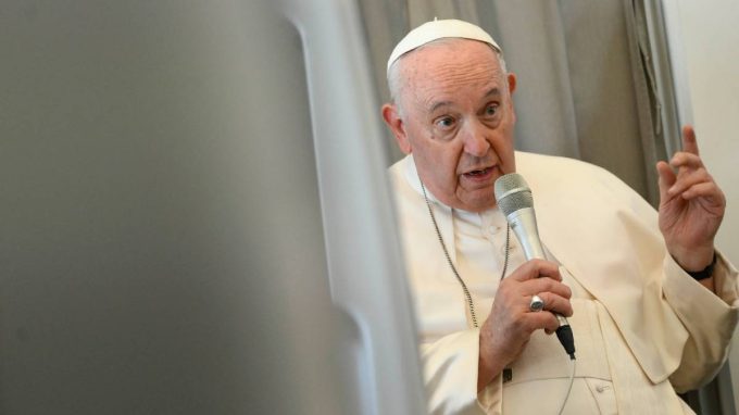 Papa Francesco: «Tutto il mondo è in guerra»