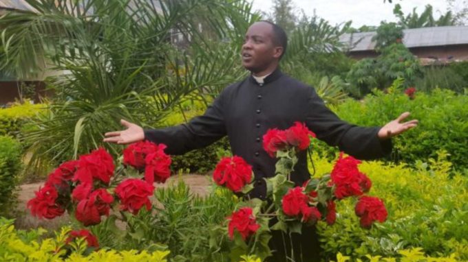 Dalla Tanzania a Milano per studiare musica sacra