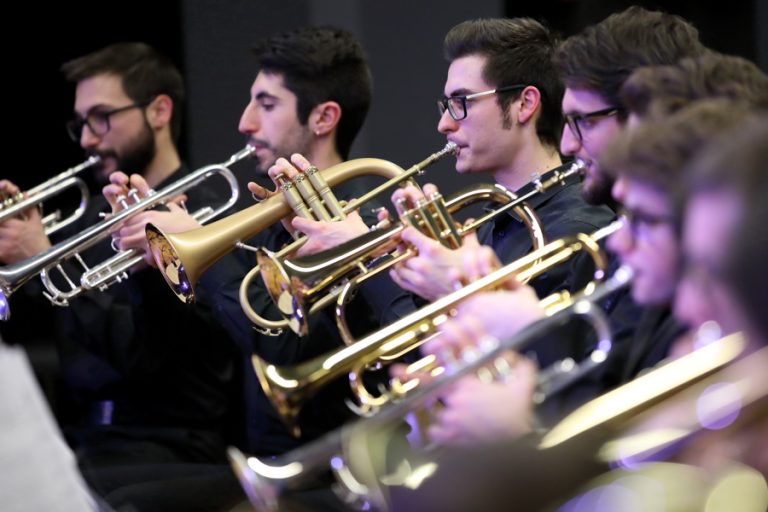 Foto tratta dal sito https://www.filarmonicaettorepozzoli.com