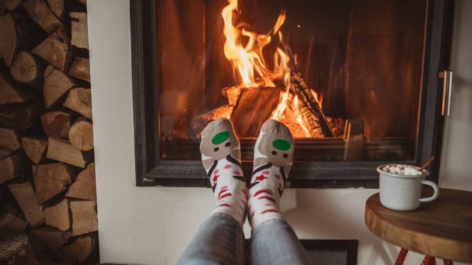 Caminetti e stufe bocciati: troppo inquinanti