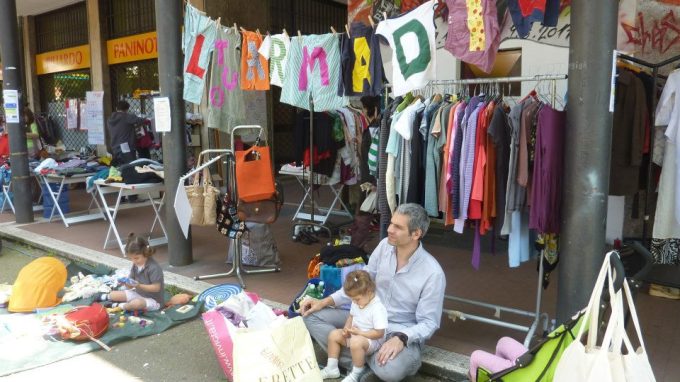 Il tuo armadio: riordina, riutilizza, rivestiti, risparmia con il Gas Gaspare di Milano