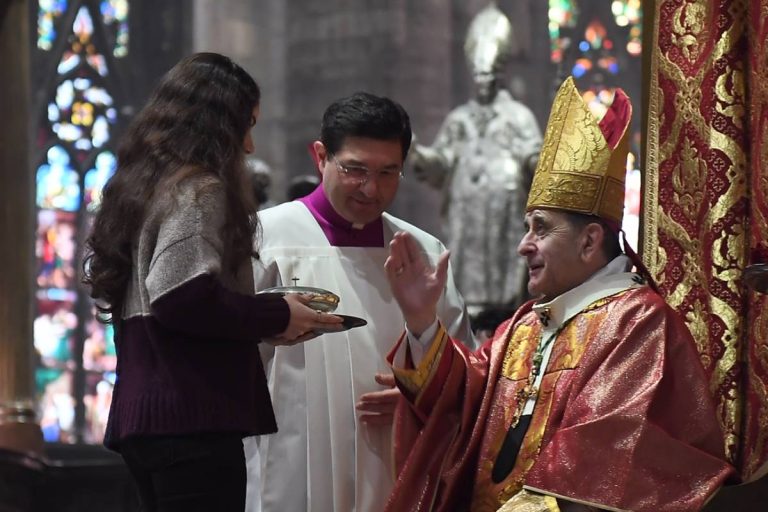 L'Arcivescovo Delpini durante le celebrazioni della Domenica delle Palme