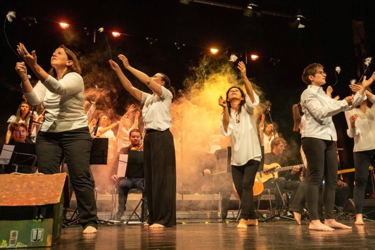 Spettacolo al teatro del Pime