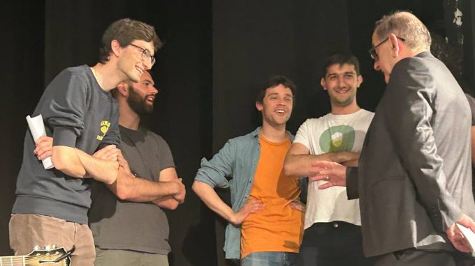 Delpini giovani teatro san babila