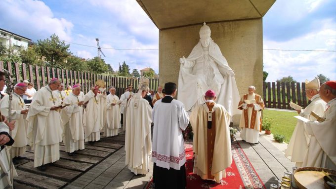 Giovanni XXIII e Paolo VI «testimoni di una cultura che dà qualità alla vita umana»