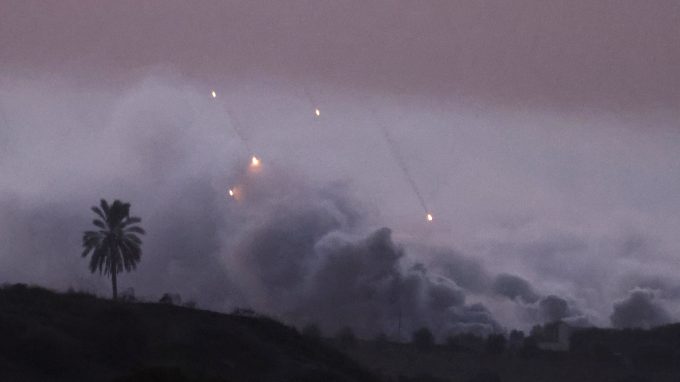 A Gaza scarseggiano pane e carburante, il Pam chiede una «pausa umanitaria»