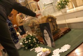 Malnate, giornata di preghiera dedicata a santa Teresa di Lisieux