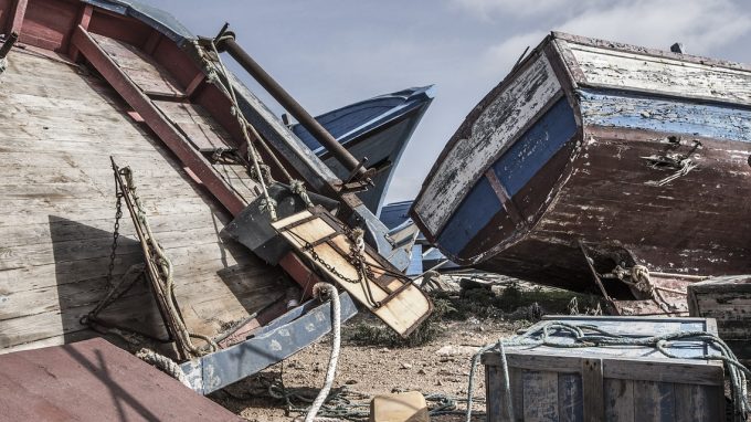 Lampedusa 10 anni dopo: i migranti non sono vittime astratte