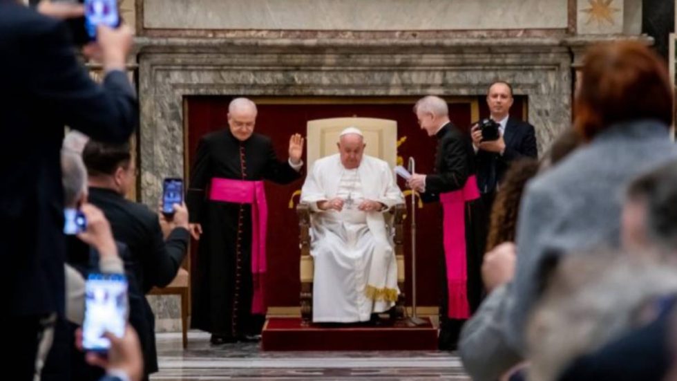 Papa Francesco durante l'udienza (foto Sir / Calvarese)