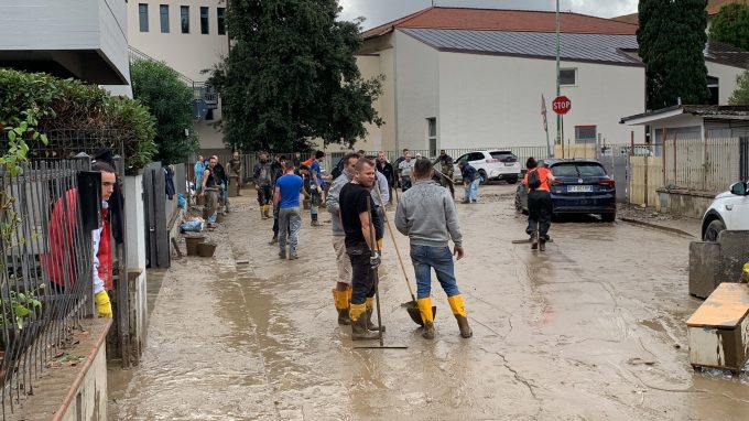 Caritas Ambrosiana, continua il lavoro nella Toscana alluvionata