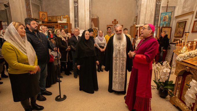 Delpini agli ortodossi: «Fermiamoci in silenzio per ascoltare il principe della pace che ci parla»