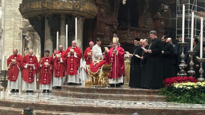 Settimana di Preghiera per l'Unità dei Cristiani - Fiaccolata fino al Duomo di Monza con l'Arcivescovo