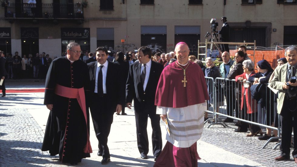 Mons. Giudici all'ingresso dell'arcivescovo Tettamanzi 