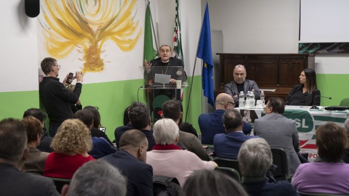 Delpini alla Cisl: «Abitare la complessità con fiducia, saggezza e dialogo tra le generazioni»