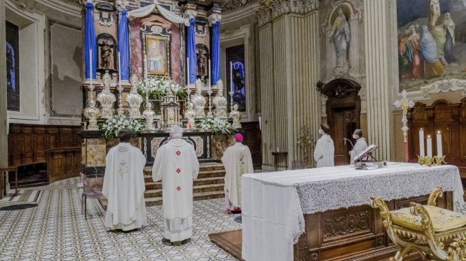 Delpini a Treviglio per la Messa del Miracolo