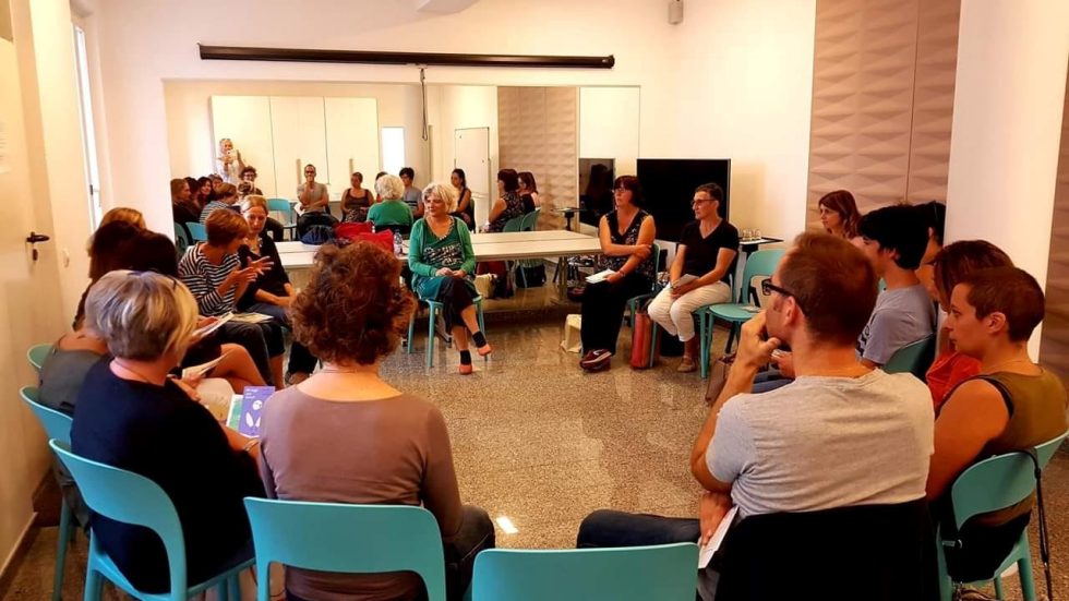 L’Atelier della felicità: lezione di lettura ad alta voce guidate dalla scrittrice Emanuela Nava