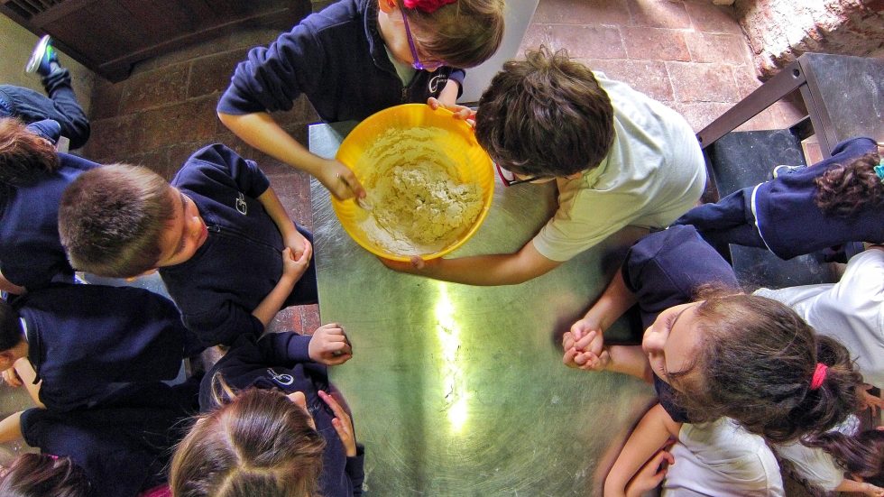 Milano: campus pasquale al mulino dell'abbazia di Chiaravalle
