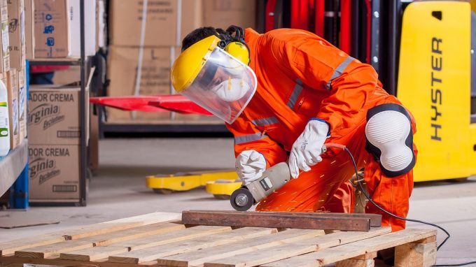 In preghiera per un lavoro che generi speranza