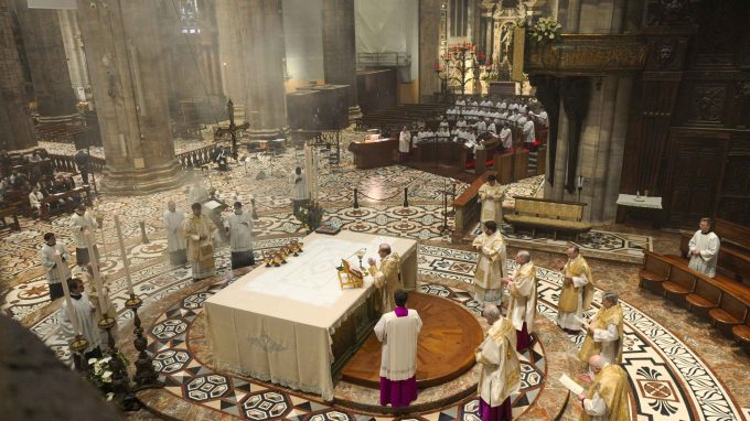 In Duomo il Pontificale di Pasqua