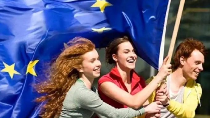 Iniziative per i giovani, per un’Europa più “vicina”