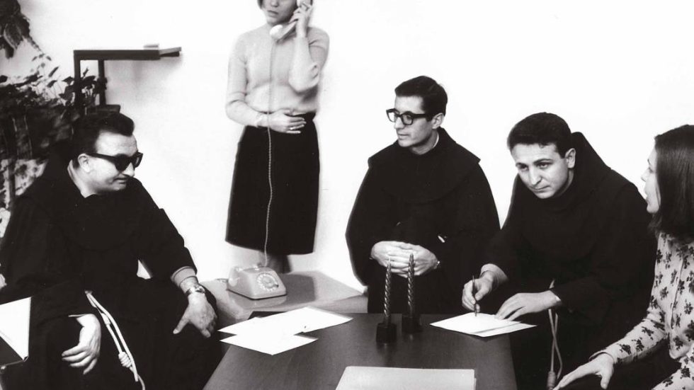 A Milano una mostra per i sessant'anni di Telefono Amico