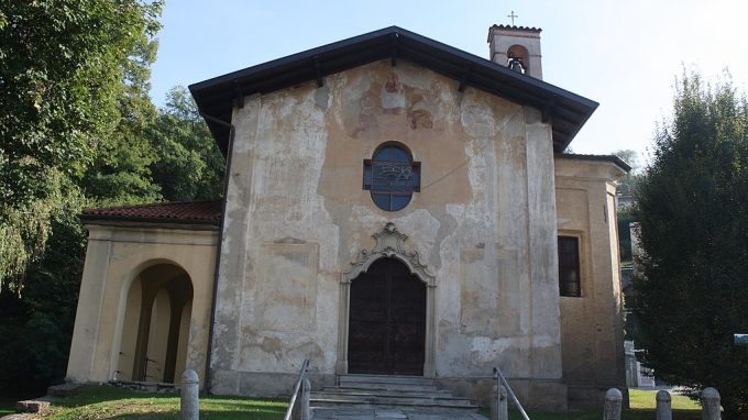 1024px-Chiesa_di_San_Rocco_(Azzate)_01