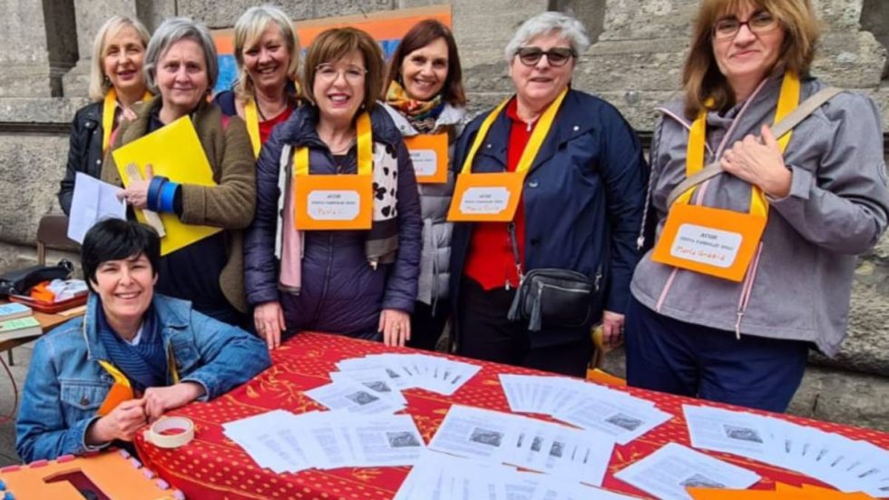 Partecipanti ai Gruppi Acor durante una iniziativa pubblica