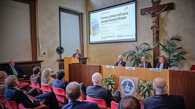 Giussani e Niebhur: la libertà di pensare il senso dell’umano