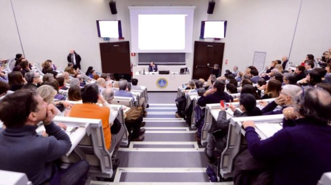 In Cattolica il convegno «Ai confini della vita. Prendersi cura delle persone»