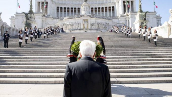 Mattarella: «I padri della Patria sognavano un’Italia aperta all’Europa»