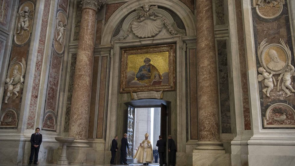 L'apertura della Porta Santa in San Pietro


@Servizio Fotografico - L'Osservatore Romano