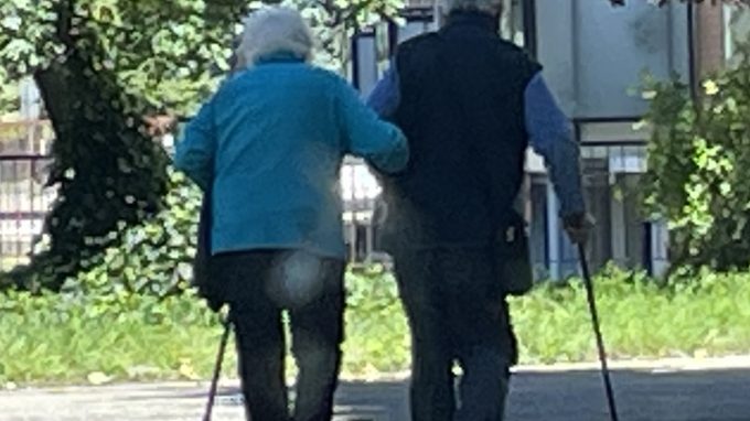 Una preghiera a un anno dal rogo nella Casa Coniugi