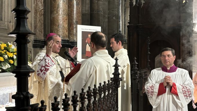 Contro ideologie e individualismo, la città ha bisogno di testimoni di verità