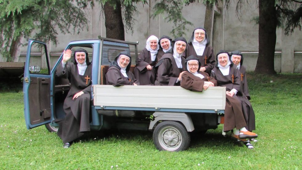 Al Carmelo di Milano un Triduo in onore di Santa Teresa di Gesù Bambino