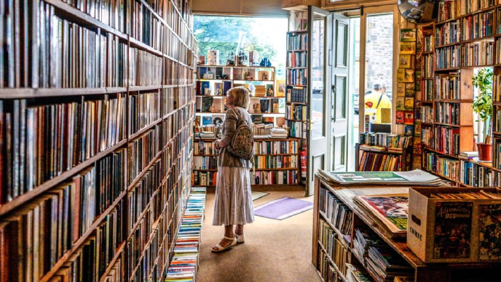 librerie-aperte-consegne-a-domicilio-1