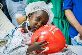Cuori all’unisono:  due orchestre e un coro in concerto per «Cuore di bimbi»