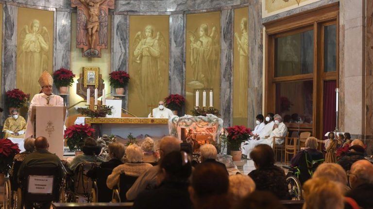 L'Arcivescovo al Palazzolo durante una Messa degli anni scorsi