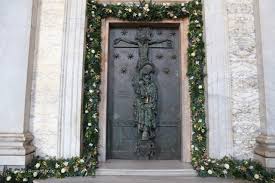 A Roma aprono le cinque Porte sante