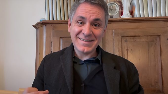 Giovedì 26 dicembre 2024 | Arnoldo Mosca Mondadori commenta il Vangelo del giorno